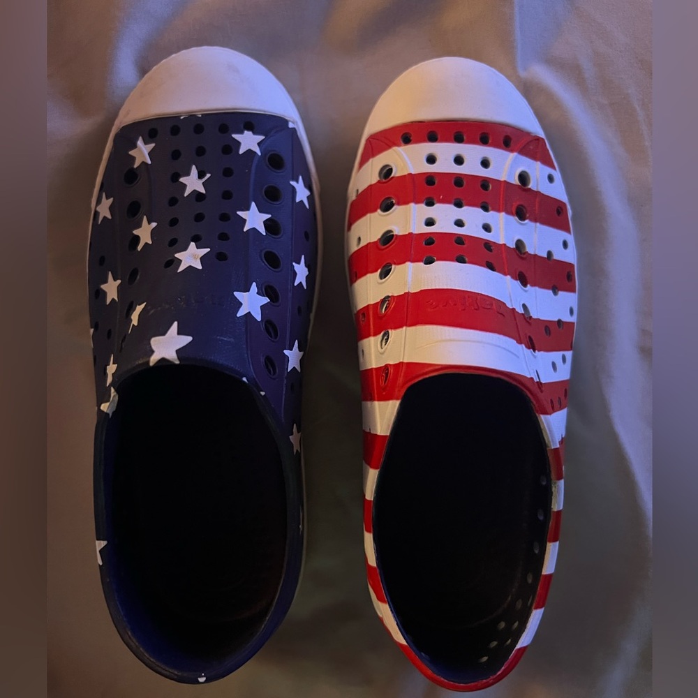 Native Shoes Kids Water Shoes - Stars and Stripes